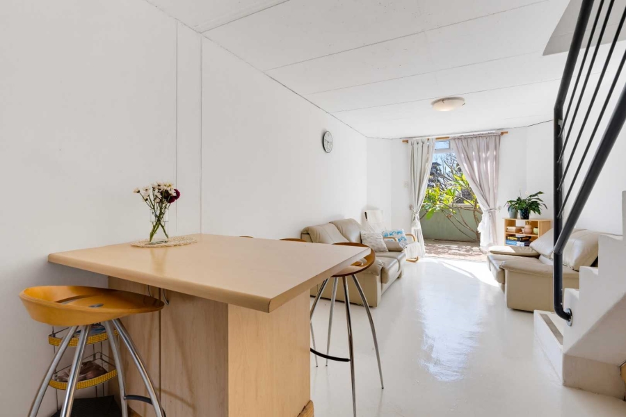 2 Bedroom Property for Sale in Observatory Western Cape